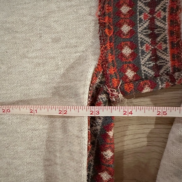 Hem & Thread Sweater - Picture 4 of 6